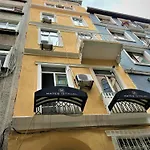 Mates Istiklal Κωνσταντινούπολη